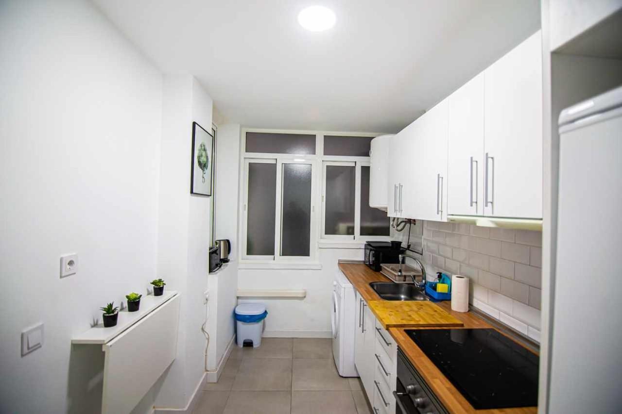 Apartamento Heroes De Sostoa مالقة المظهر الخارجي الصورة