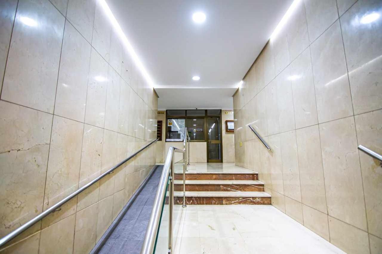 Apartamento Heroes De Sostoa مالقة المظهر الخارجي الصورة