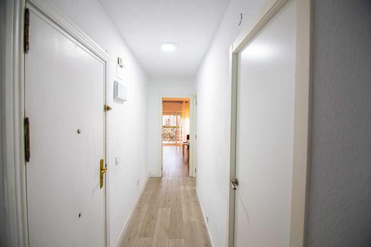 Apartamento Heroes De Sostoa مالقة المظهر الخارجي الصورة